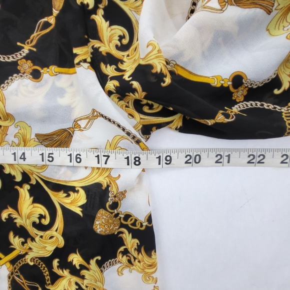 Hers & Mine Long Sleeve Wrap Crop Top Size Small Multicolor Print - Picture 6 of 7